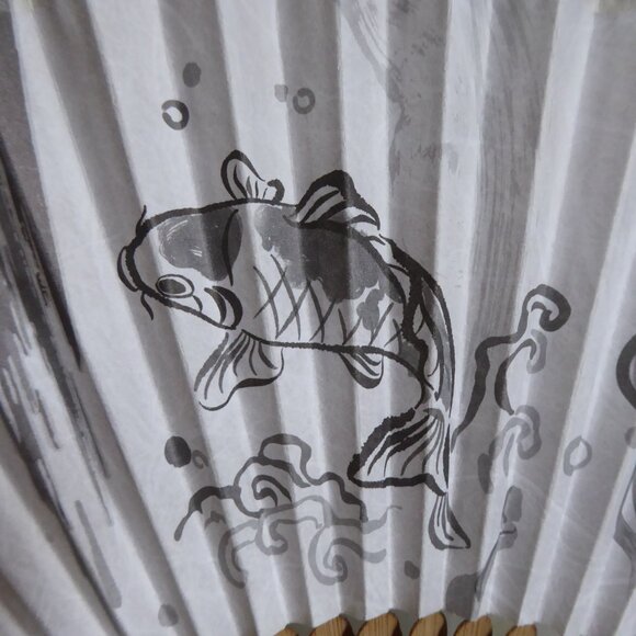 NEW JAPAN JAPANESE 8.25” KOI FISH CARP BAMBOO WOOD FOLDING HANDHELD FAN - Picture 6 of 8